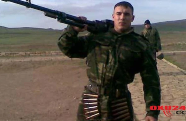 Mübarizi təhqir edən psixoloqun erməni ilə yazışması - FOTO