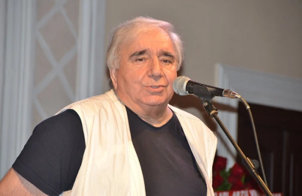 Kədər şairinin şad günü - Bu gün Ramiz Rövşənin ad günüdür