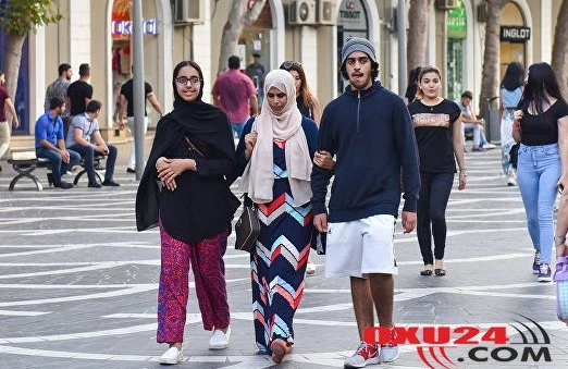 Bakıda sorğu: Turistlərin ermənilər haqqında cavabları