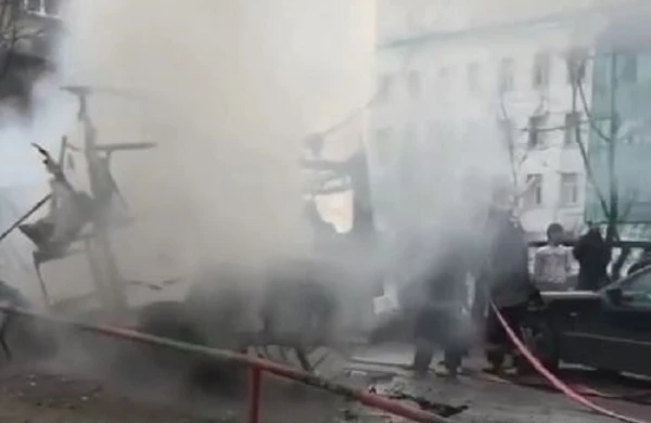 Şəhərin mərkəzində traktor belə yandı -VİDEO