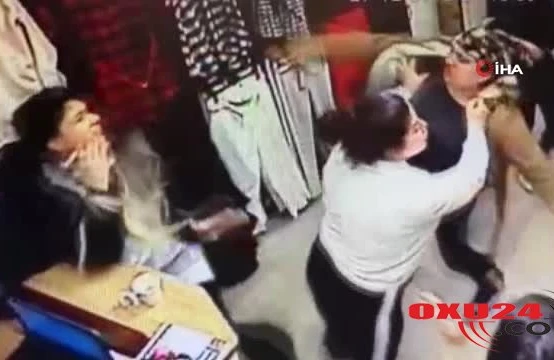 Mağazada biabırçılıq: Qızlar əlbəyaxa dava etdi -VİDEO