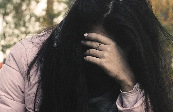 70% qurbanını öldürən ″gizli″ qadın xəstəliyi - Heç bir əlaməti olmur!