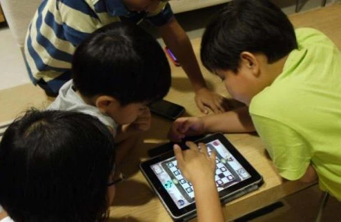 Xəstə uşağa baxan anaların NƏZƏRİNƏ! - Bu hüquqlarınız var