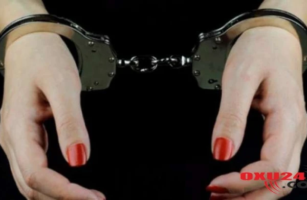 İnsanları fala baxmaq adı ilə soyan qadın tutuldu - FOTO