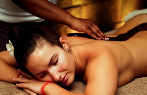 Bakıda masaj salonunu fahişəxanaya çevirən Güləndam tutuldu