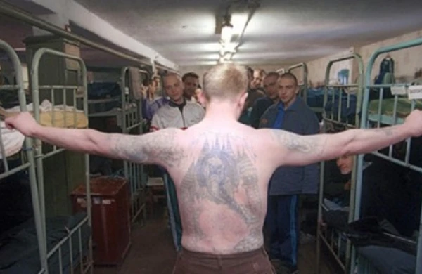 "Oğru dünyasında" istifadə dilən sözlərin inanılmaz mənası:“Adaxlı”, “müftə”, “talvar”