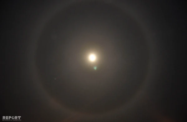 ŞOK!Azərbaycan səmasında Ay ətrafında nəhəng halqa müşahidə olunub - FOTO