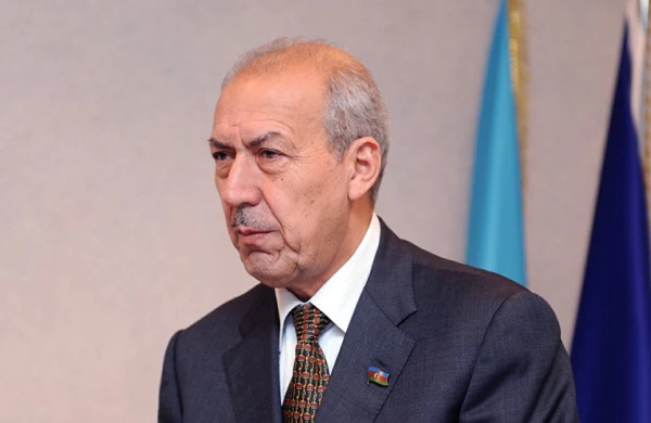 Azərbaycanda qəribə hadisə: Bank krediti verə bilməyən deputatın villasını əlindən aldı