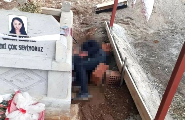 Dəhşətli hadisə: Qəzada ölən qızın qəbrinin üstündə görün nə etdi