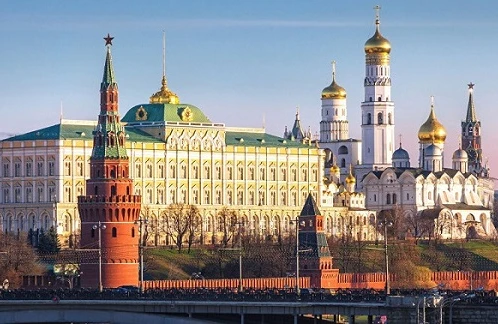 Rusiyanın idarə edildiyi Kremli tikən azərbaycanlı kimdir? -Başı bədənindən ayrılan memarın həyatı