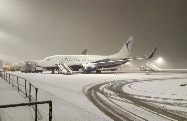 ABŞ-da mənfi 44 dərəcə şaxta - 3 nəfər dondu, təyyarə və qatar reysləri ləğv edildi