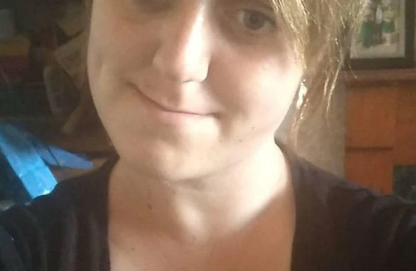 22 yaşlı qız 13 yaşlı oğlana seks təklifi edib, üstündə də pul vermək istədi - FOTO