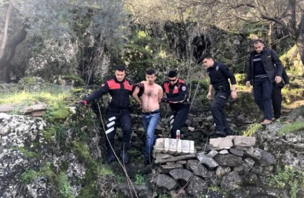 Qadını zorlayıb meşəyə qaçdı,orada çılpaq tutuldu