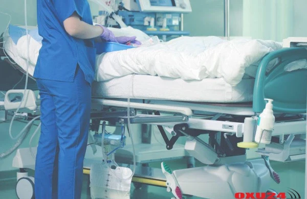 Azərbaycanda yeniyetmə qız bıçaqlanıb