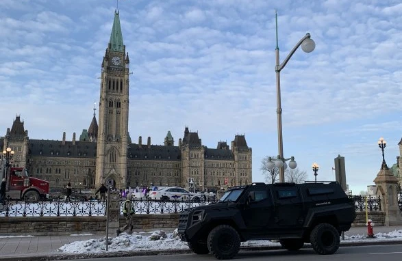 Улицы Баку будут патрулировать уникальные броневики