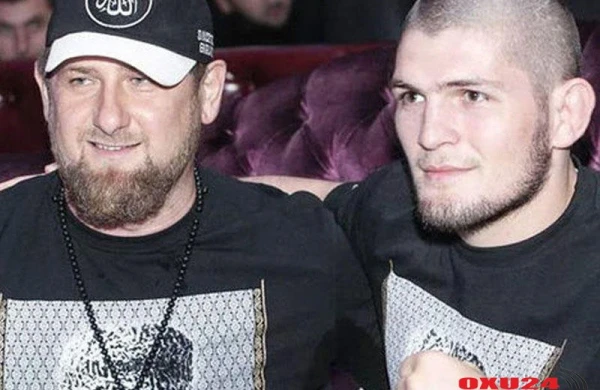 Kadırov Həbibin atasına bahalı maşın bağışladı - FOTO