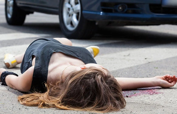 Qəzada ölən qadın müğənninin VİDEOSU