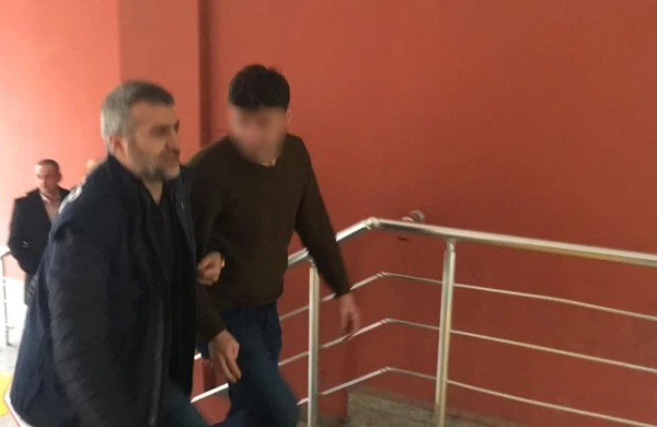 Qadınlara cinsiyyət orqanını göstərən manyak HƏBS EDİLDİ