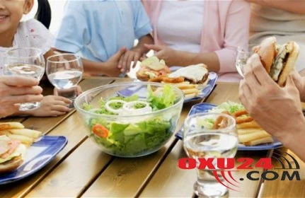 Yemək zamanı su içək, yoxsa içməyək? – Diyetoloqların yalanı...