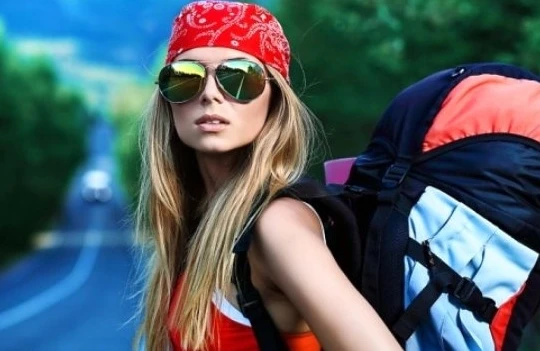 Turist qız Bakıda gördüyü mənzərədən dəhşətə gəldi