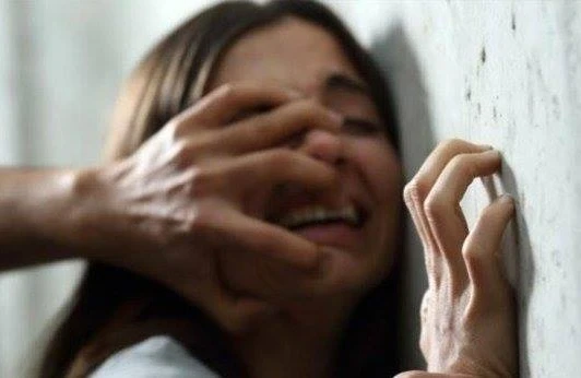 Bakıda dəhşət — Ata öz məktəbli qızına tamah saldı və...