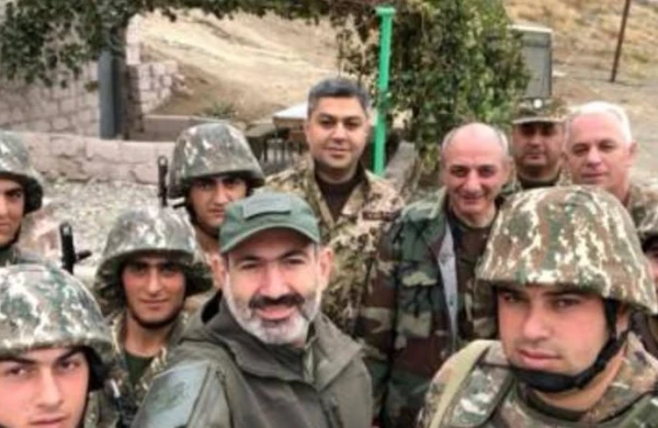 Qubada evində ayı saxlayan sabiq nazirin xalası oğluymuş – Təfərrüat