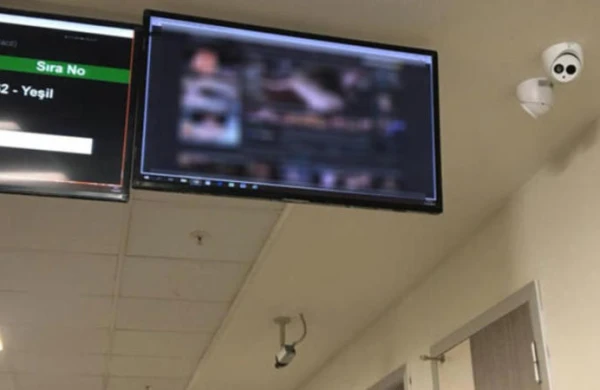 Xəstəxanada ŞOK HADİSƏ - Məlumatlandırma monitorunda porno video göstərdilər