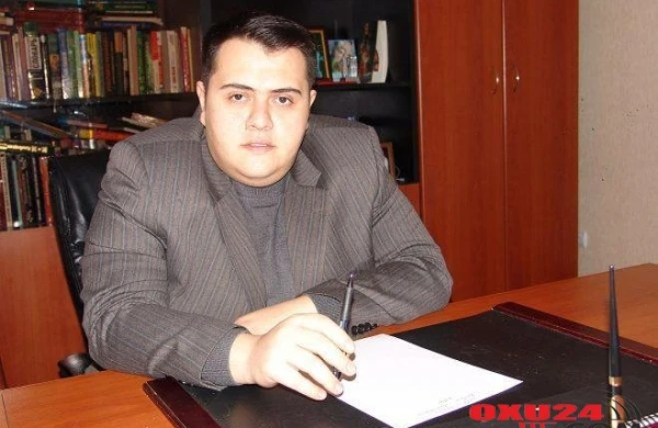 Tanınmış aparıcı başından əməliyyat olunub