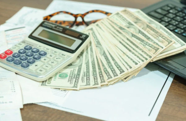 Dollar kreditlərinə ediləcək güzəşti belə hesablayın