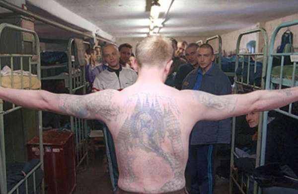 Oğru aləmində işlədilər sözlər :"Fahişələr"kimə deyilir?