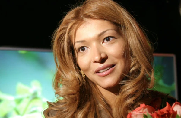 Özbəkistanın sabiq prezidentinin qızı Gülnarə Kərimova saxlanılıb