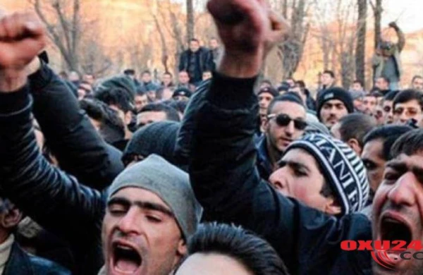 Ermənilər AYAĞA QALXDI: yollar bağlandı