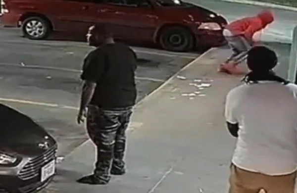 Oğurluğa gələn şəxsin başına iş gəldi,şalvarı cırıldı...