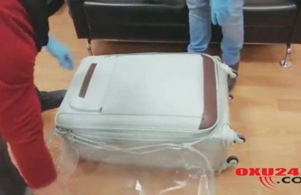 Havalimanında tapılan sahibsiz çamadandan GÖRÜN NƏ ÇIXDI - FOTOLAR