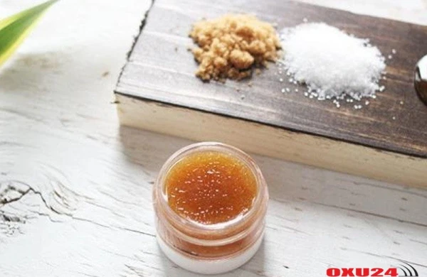 Dodaq çatlamasına təbii çarə