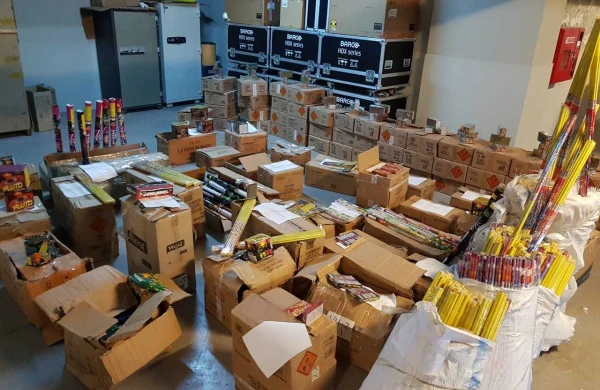 Gömrükdə ŞOk!Avtomobilin baqajından 1 milyona yaxın...