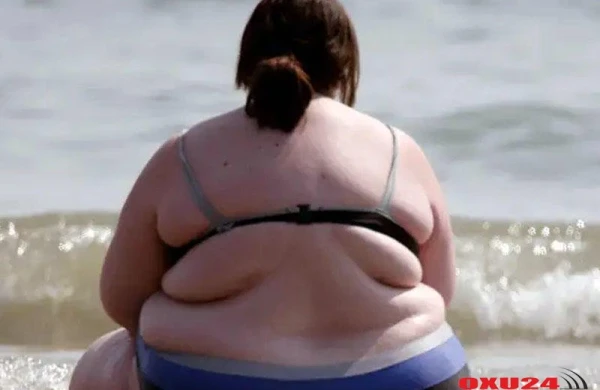 140 kq-lıq qadın 9 yaşlı qızın üstündə oturub, öldürdü - FOTO