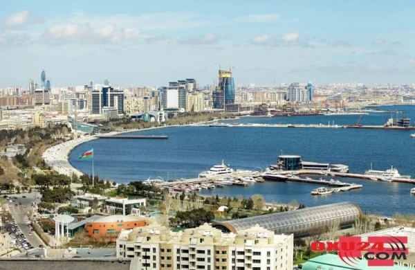 “Qız övladlarınıza nəzarət edin”: Bakıda naməlum elan – Foto