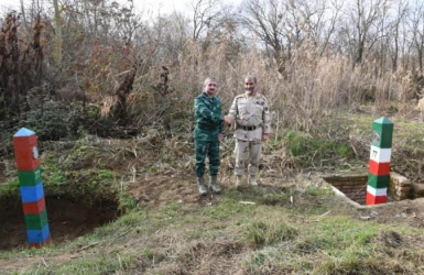 General bayramı iranlı həmkarı ilə birlikdə qeyd edəcək