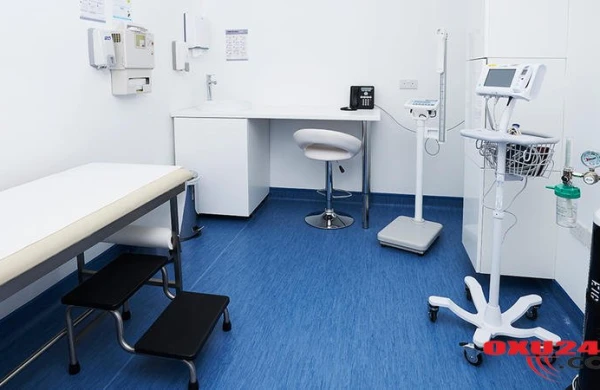 Cərrah narkoz altında olan pasiyenti zorladı – Paytaxt klinikasında ŞOK