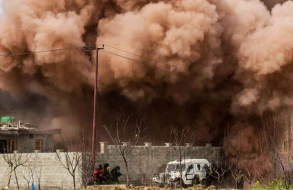 DÖYÜŞ BAŞLADI - 7 ölü, 23 yaralı