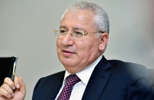 Əvvəl fəhlə, sonra nazir, indi isə rektor - Heydər Əsədovun dosyesi