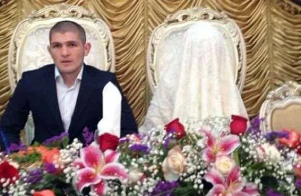 Makqreqor Həbibin arvadını təhqir etdi - Bu foto ilə