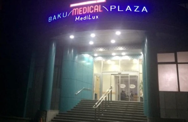 Xəstə əməliyyat masasında keçindi - "Baku Medical Plaza"da şok ölüm