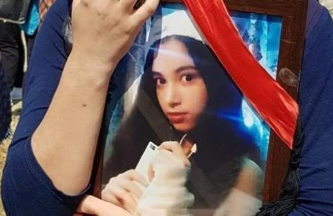 Elinanın intihar anı yayıldı