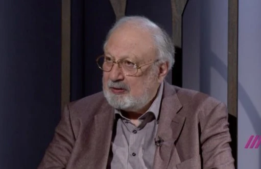 Rüstəm İbrahimbəyov: “İlham Əliyev mənim bütün titullardan məhrum edilməyim haqda sərəncamı cırıb atdı...”