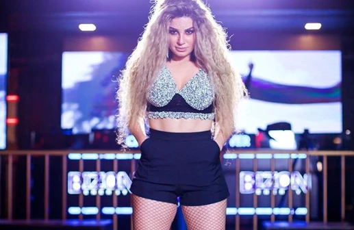 Azərbaycanlı  müğənninin  ehtiraslı videosu yayıldı