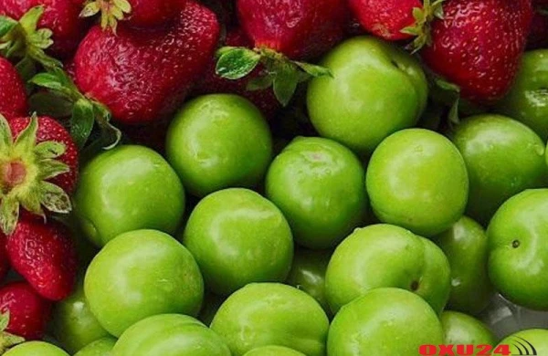 Bu iki meyvəni uşaqlara verməyin - Həkimdən xəbərdarlıq