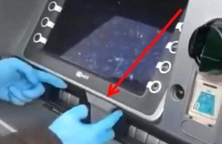 Bankomatlarda saxta gizli kameralar ola bilər – BELƏ QORUNAQ - FOTOLAR