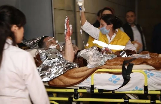 Xəzərdə partlayış zamanı xairicilər  də yanıb